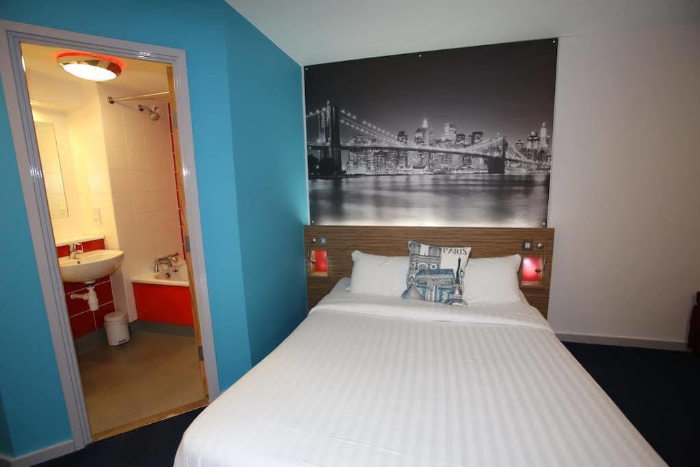 Citilodge Wakefield Hotel By Roomsbooked Eksteriør bilde